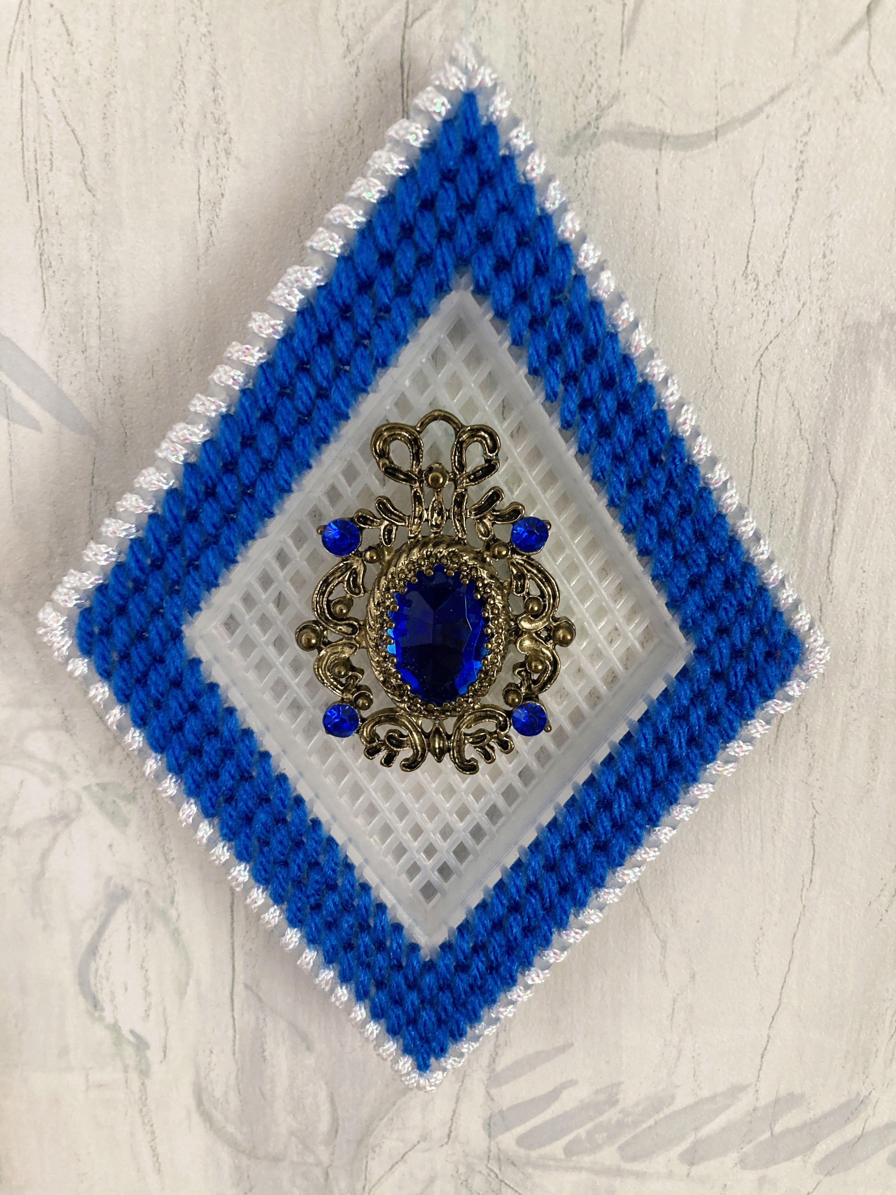 Plastic Canvas, Pendant Ornament